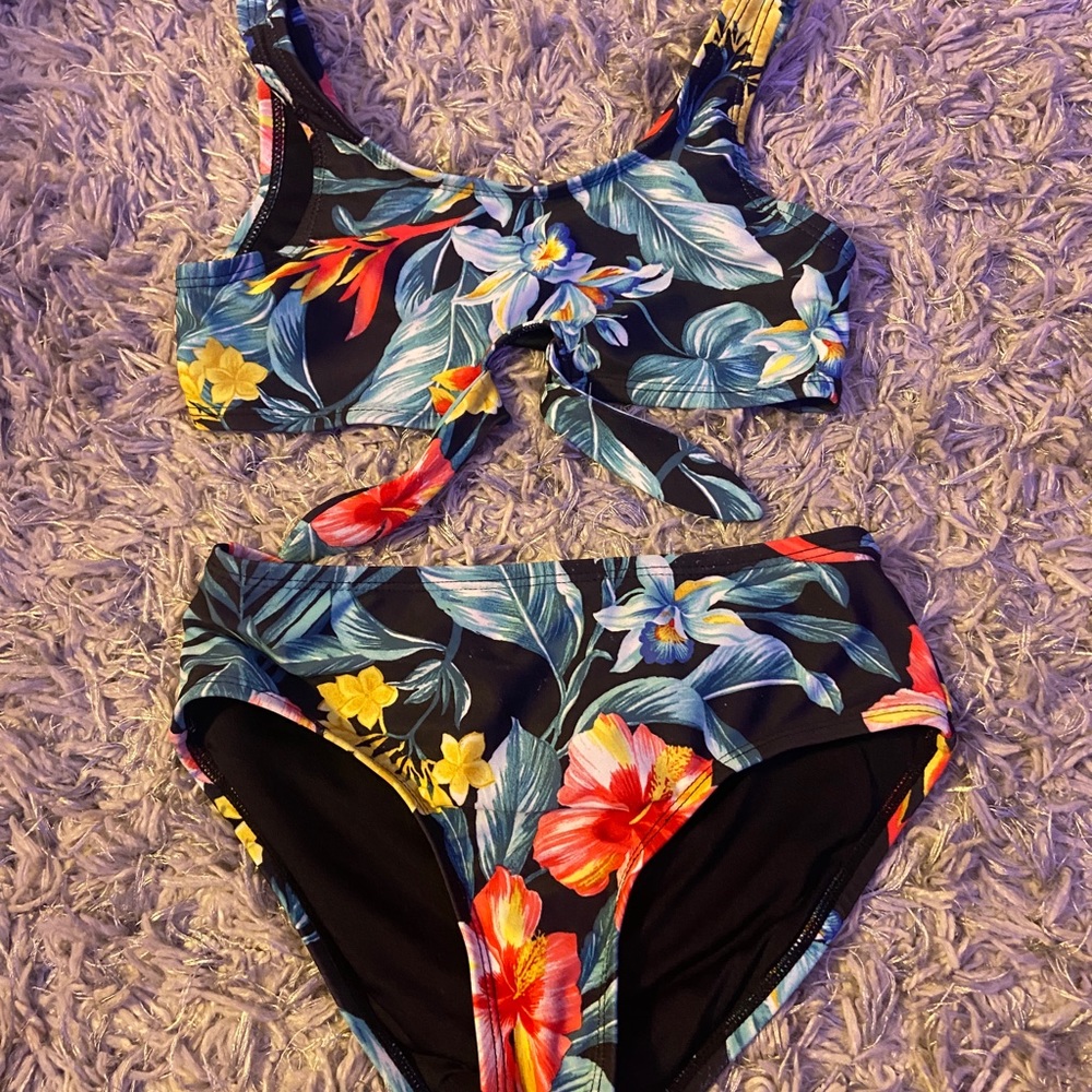 Old Navy Bathing Suit